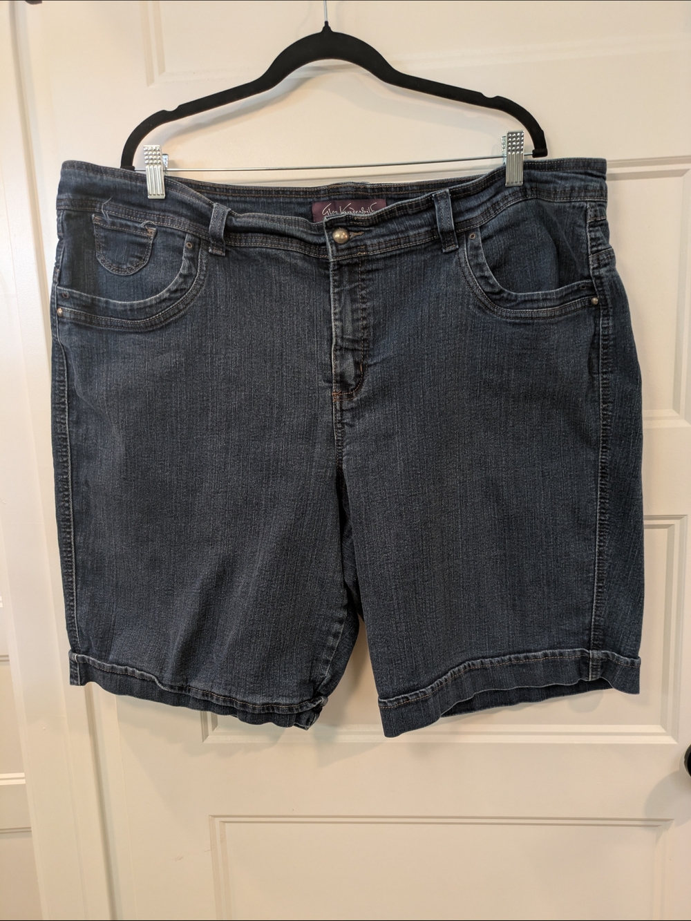Gloria Vanderbilt Dark Blue Denim Bermuda Shorts